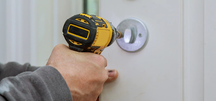 Street Locksmith For Smart Lock Repair in Imperial, CA