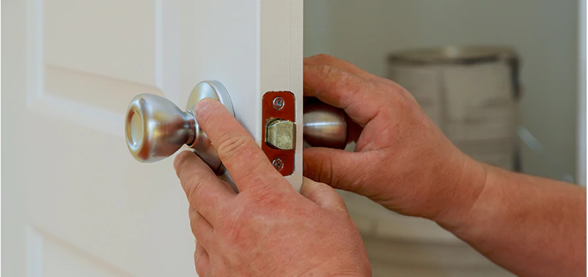 AAA Locksmiths For lock Replacement in Imperial, California